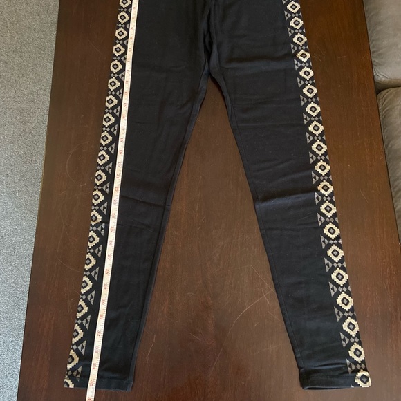 Maurices Side Panel Print Legging - Picture 4 of 5